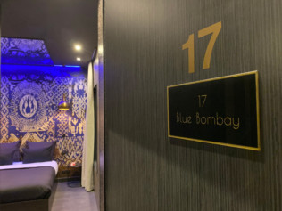chambre Blue Bombay lovehotelaparis